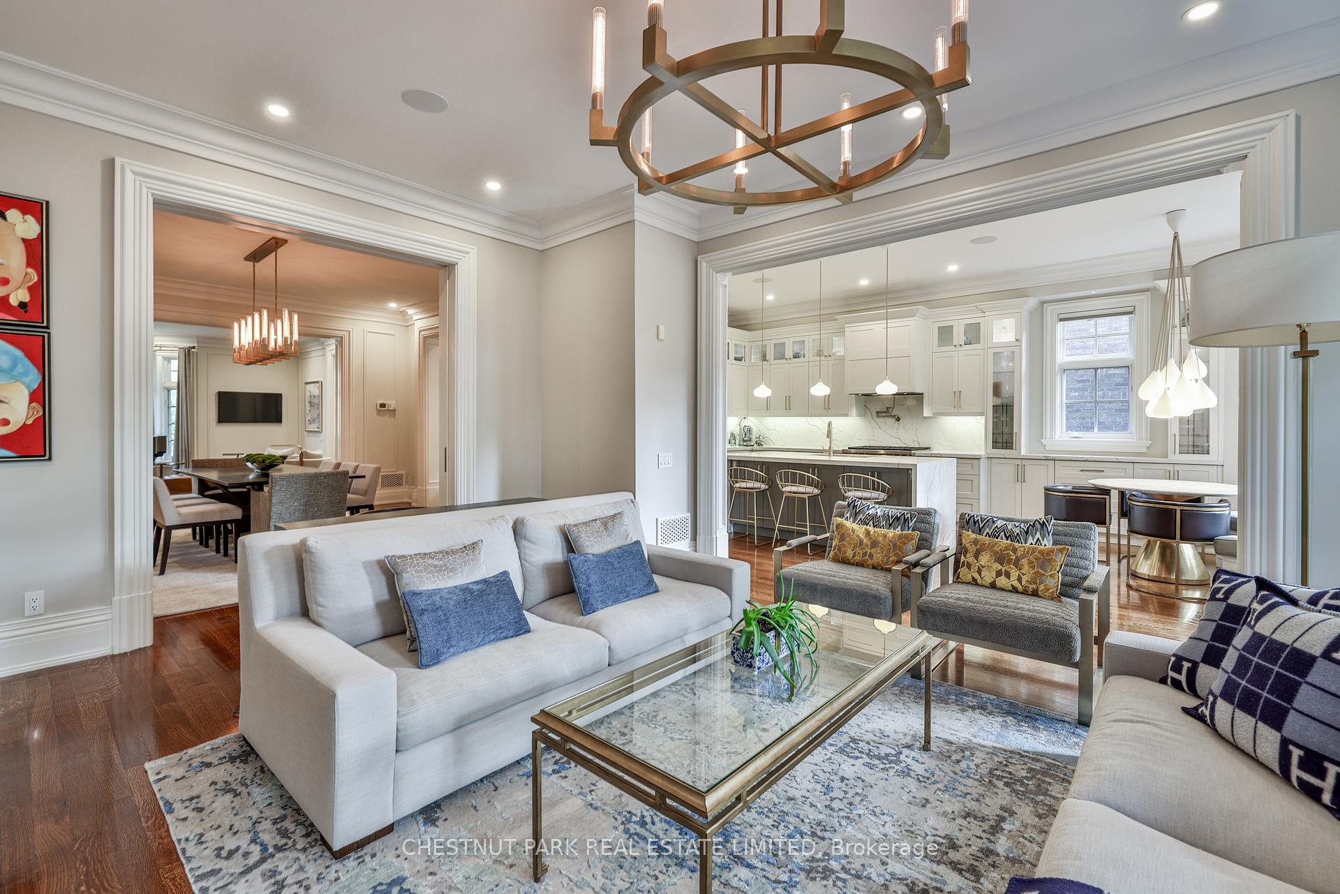 Photo 11 of 19 Whitehall Road, Toronto, Rosedale-Moore Park — HOMEH