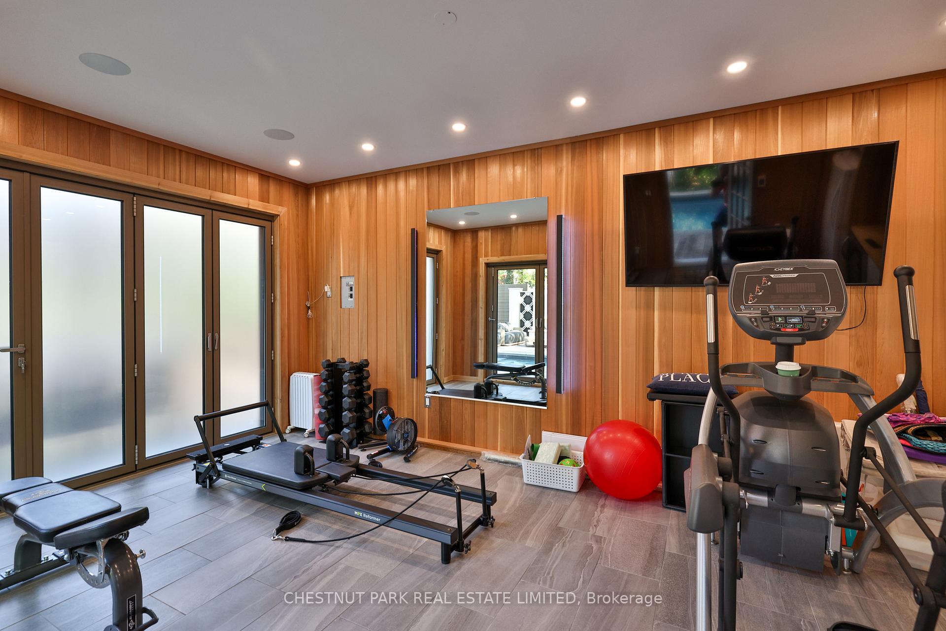Photo 37 of 19 Whitehall Road, Toronto, Rosedale-Moore Park — HOMEH