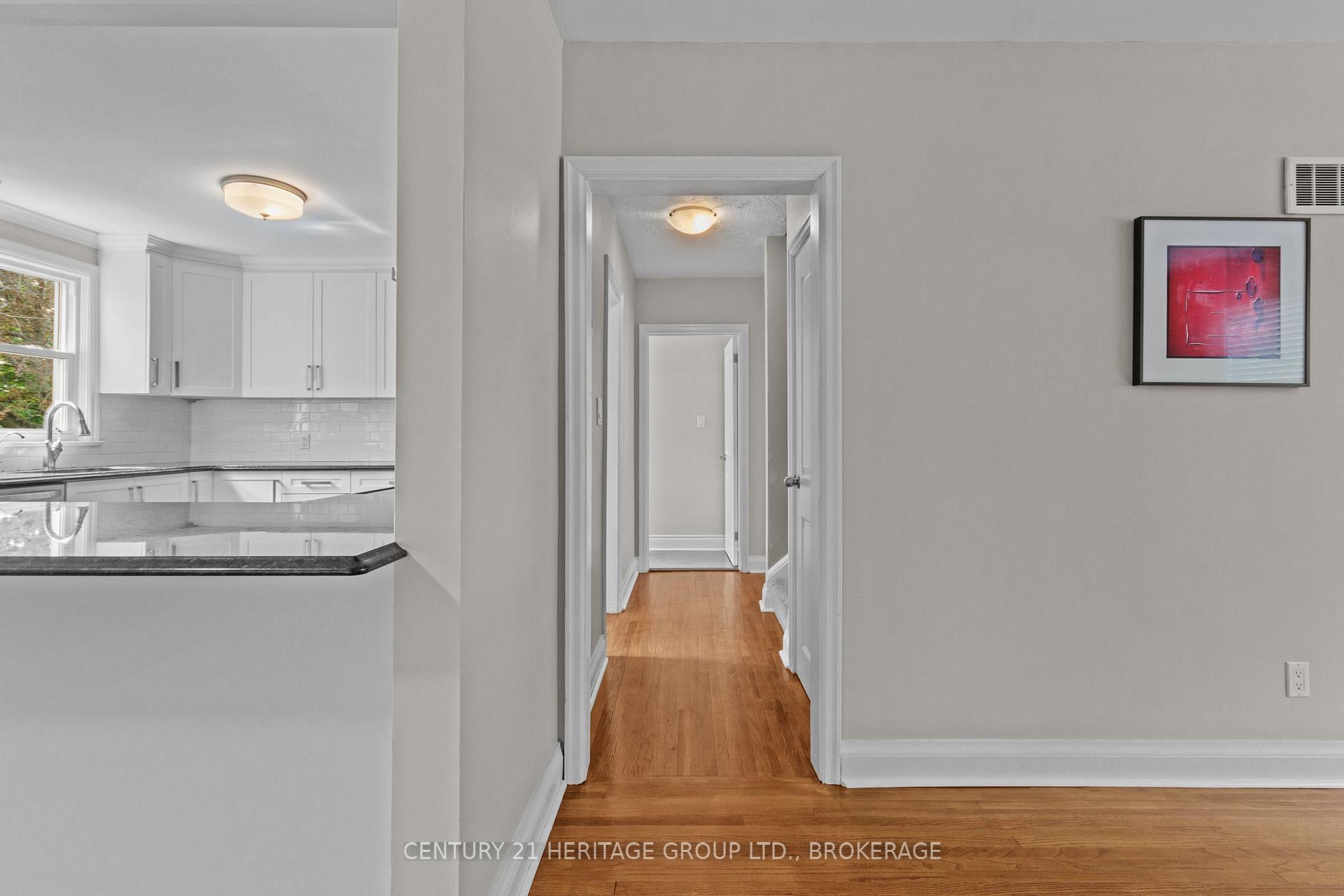 Photo 14 of 306 Glengarry Road, Kingston, West of Sir John A. Blvd — HOMEH