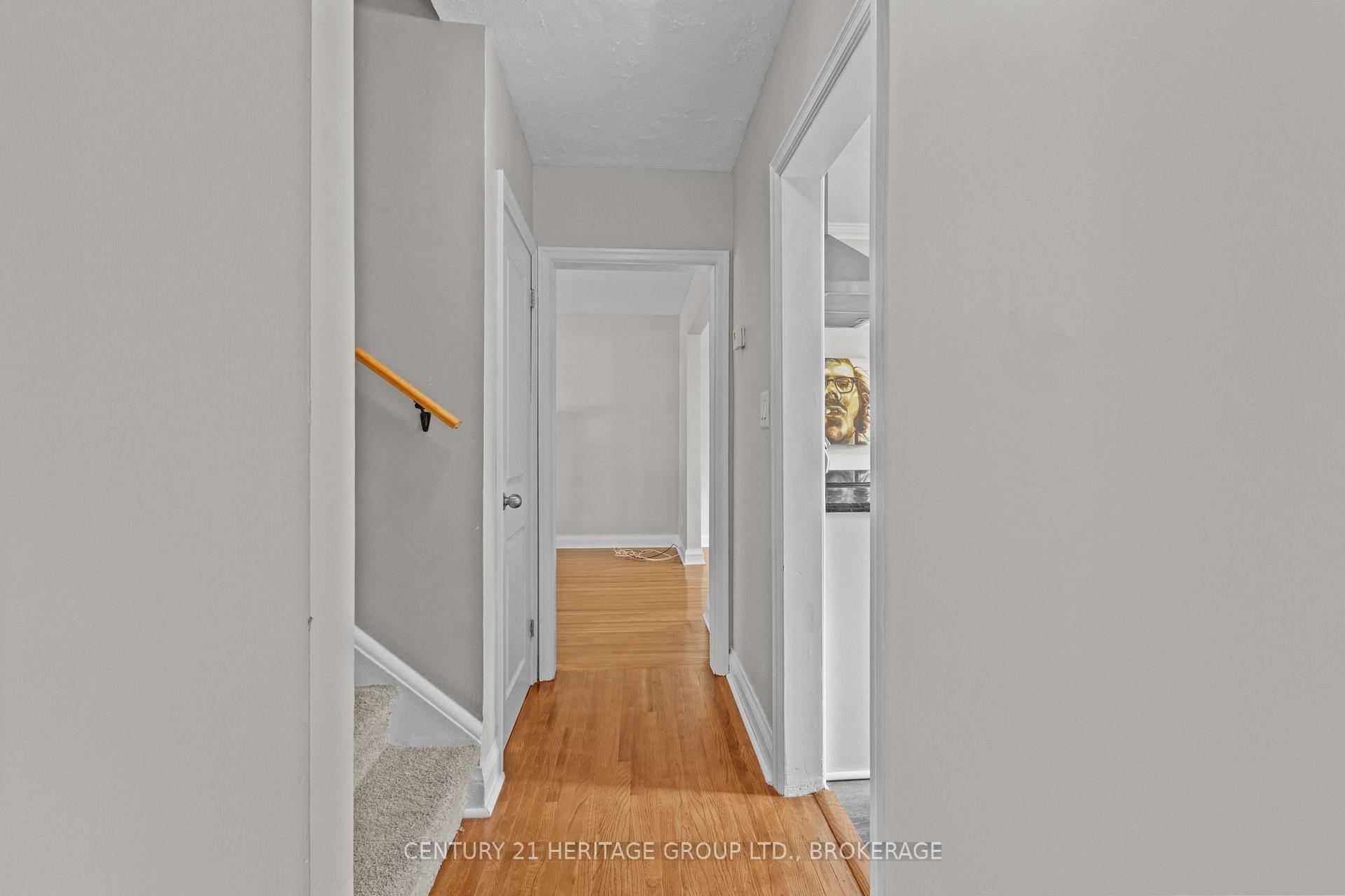 Photo 18 of 306 Glengarry Road, Kingston, West of Sir John A. Blvd — HOMEH
