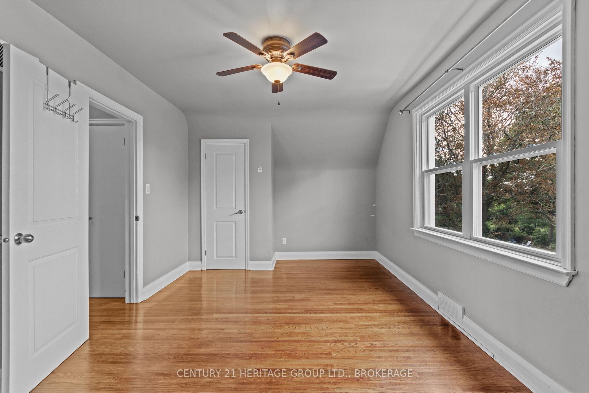 Photo 24 of 306 Glengarry Road, Kingston, West of Sir John A. Blvd — HOMEH