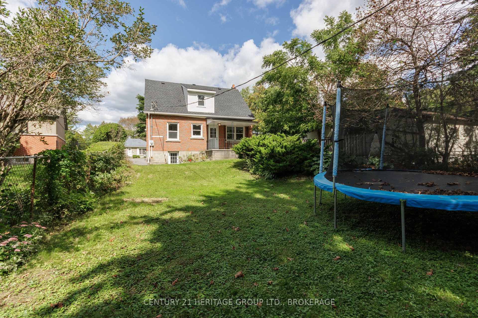 Photo 45 of 306 Glengarry Road, Kingston, West of Sir John A. Blvd — HOMEH