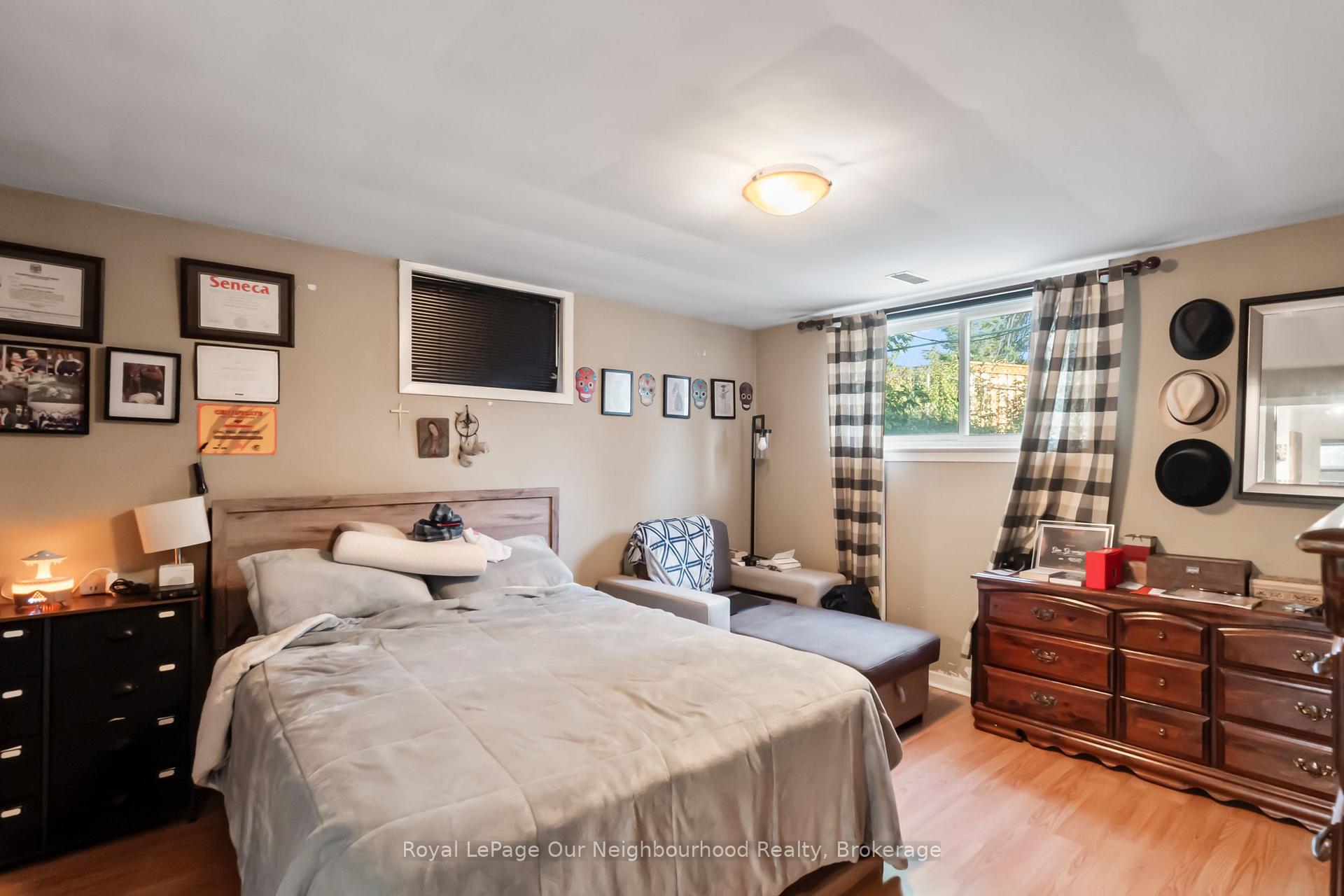 Photo 13 of 45 Chipper Crescent, Scarborough, Eglinton East — HOMEH