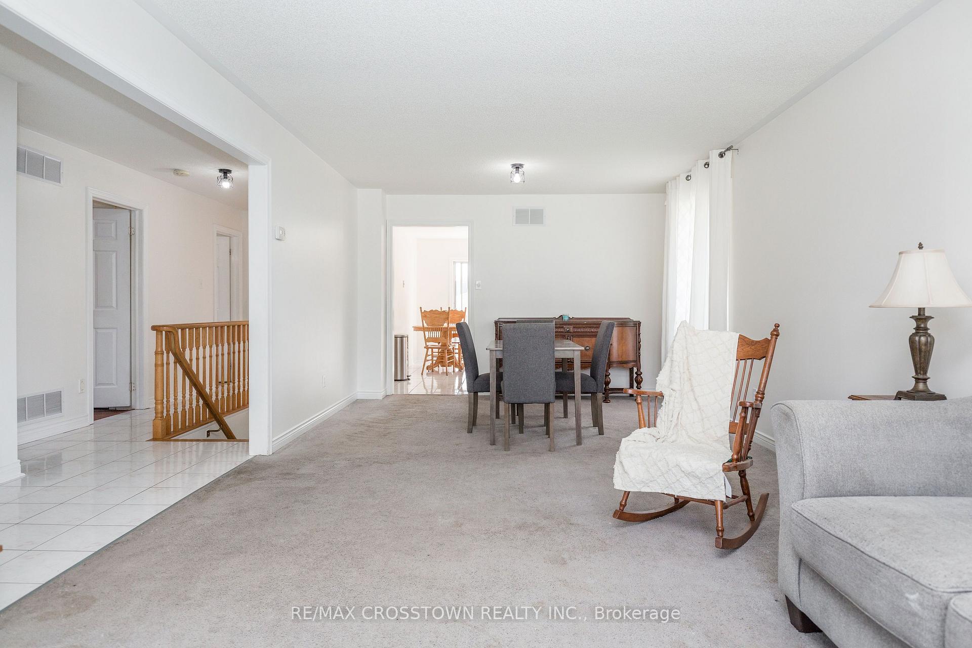 Photo 10 of 1 Lang Drive, Barrie, Northwest — HOMEH