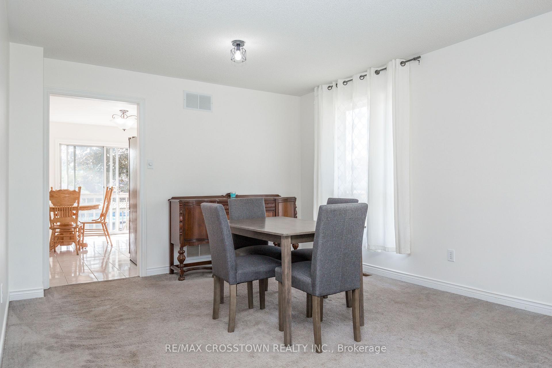 Photo 11 of 1 Lang Drive, Barrie, Northwest — HOMEH