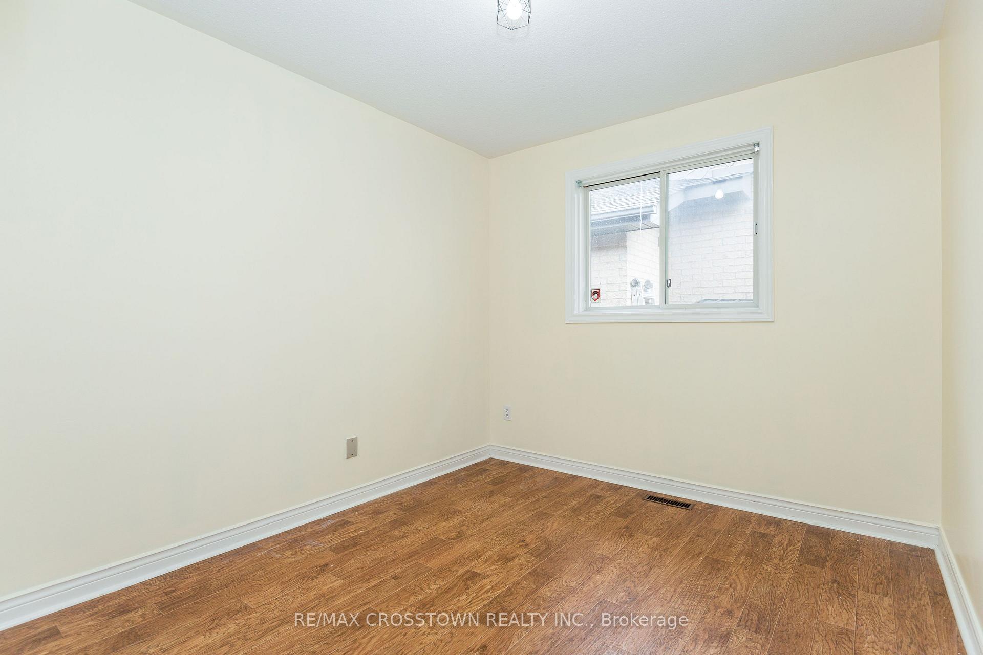 Photo 21 of 1 Lang Drive, Barrie, Northwest — HOMEH