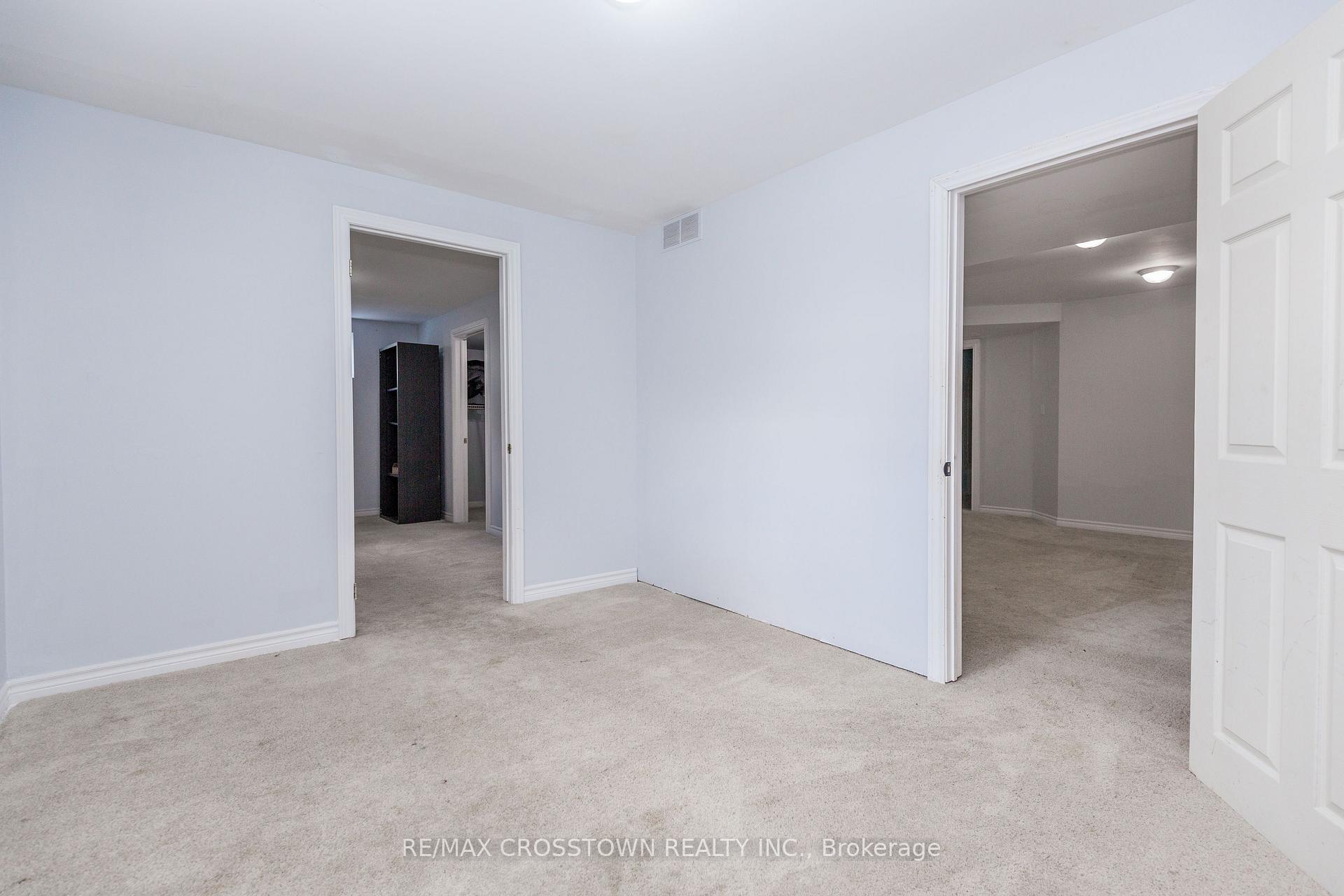 Photo 31 of 1 Lang Drive, Barrie, Northwest — HOMEH