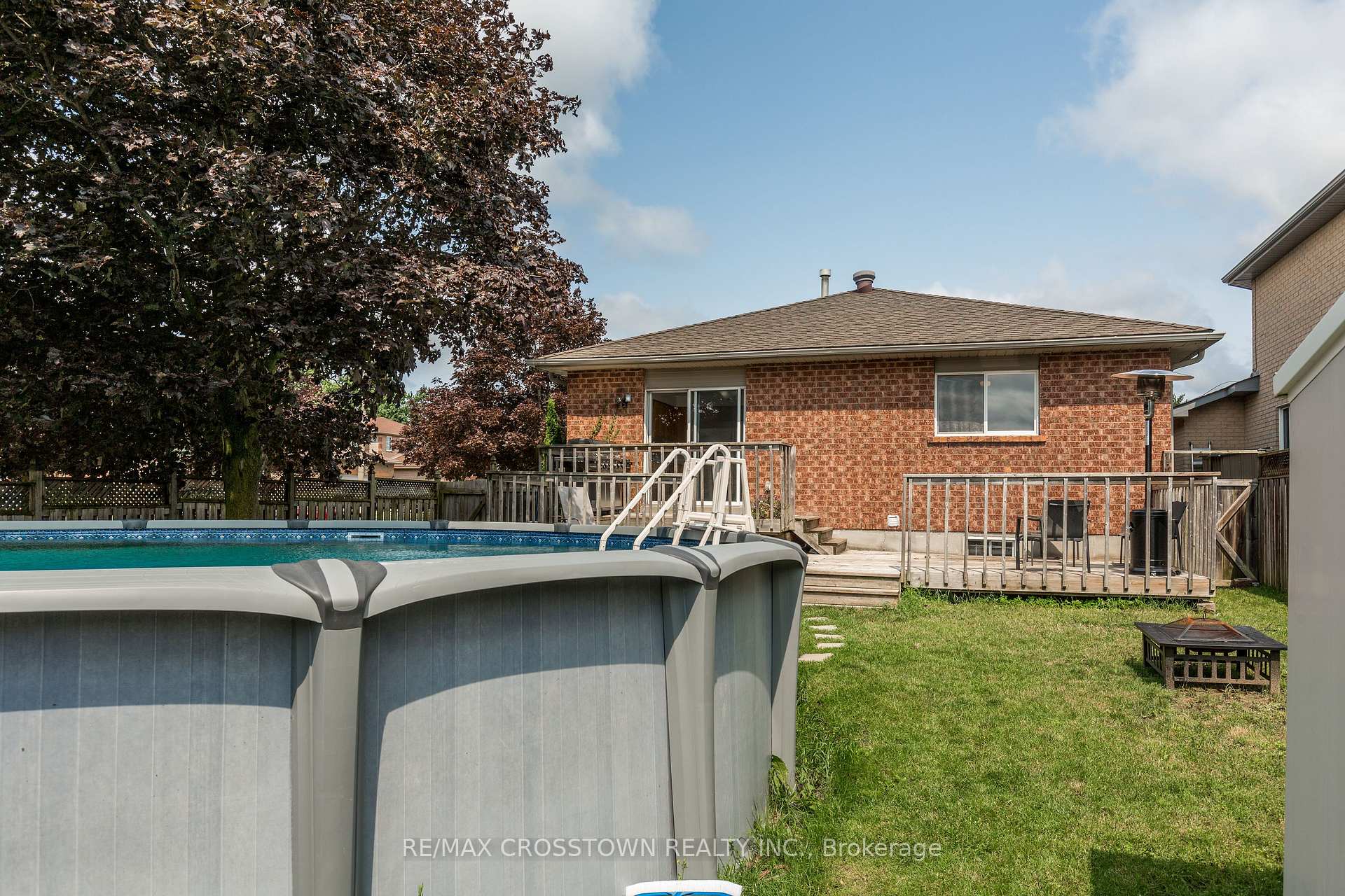Photo 39 of 1 Lang Drive, Barrie, Northwest — HOMEH