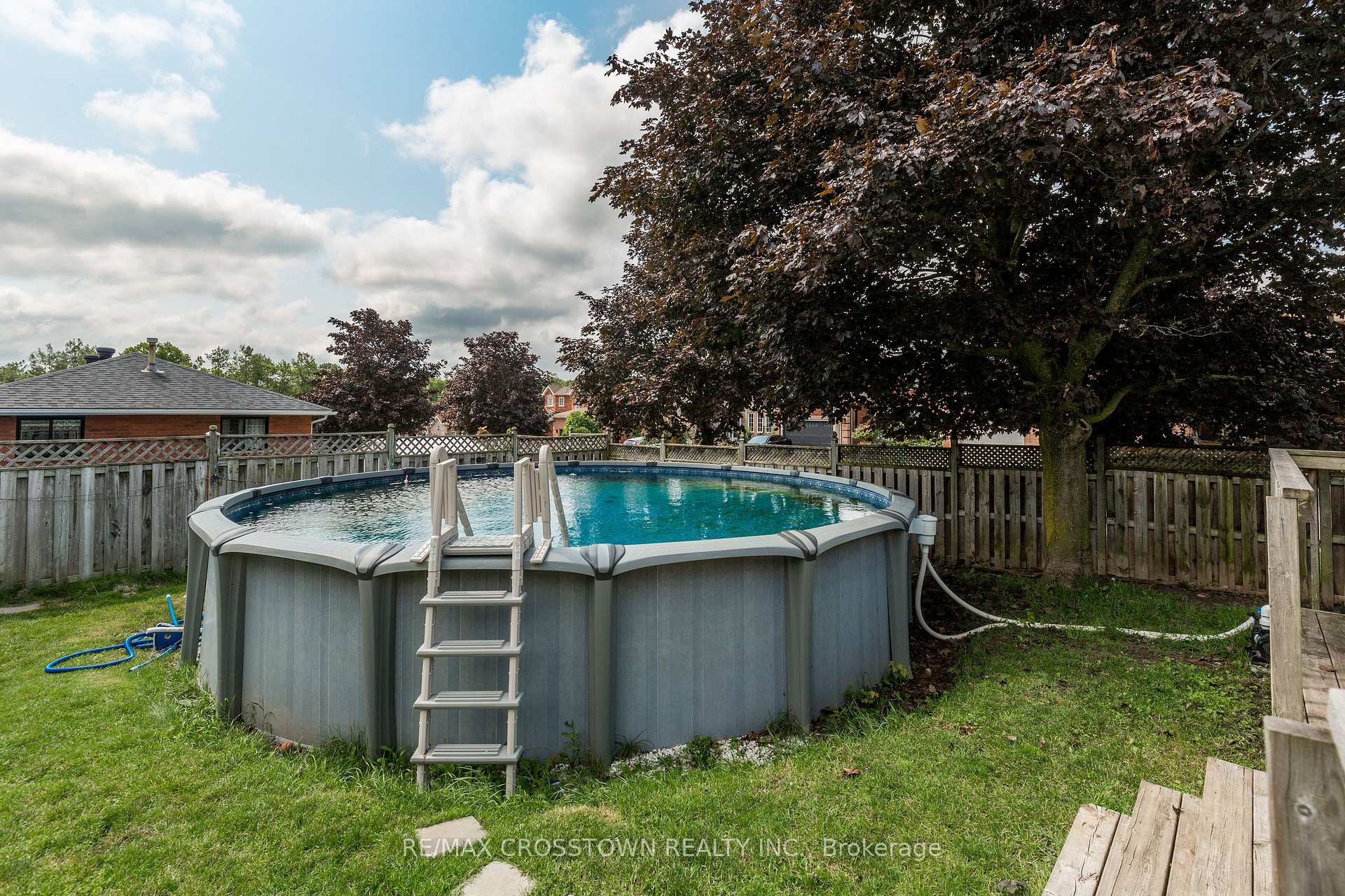 Photo 40 of 1 Lang Drive, Barrie, Northwest — HOMEH