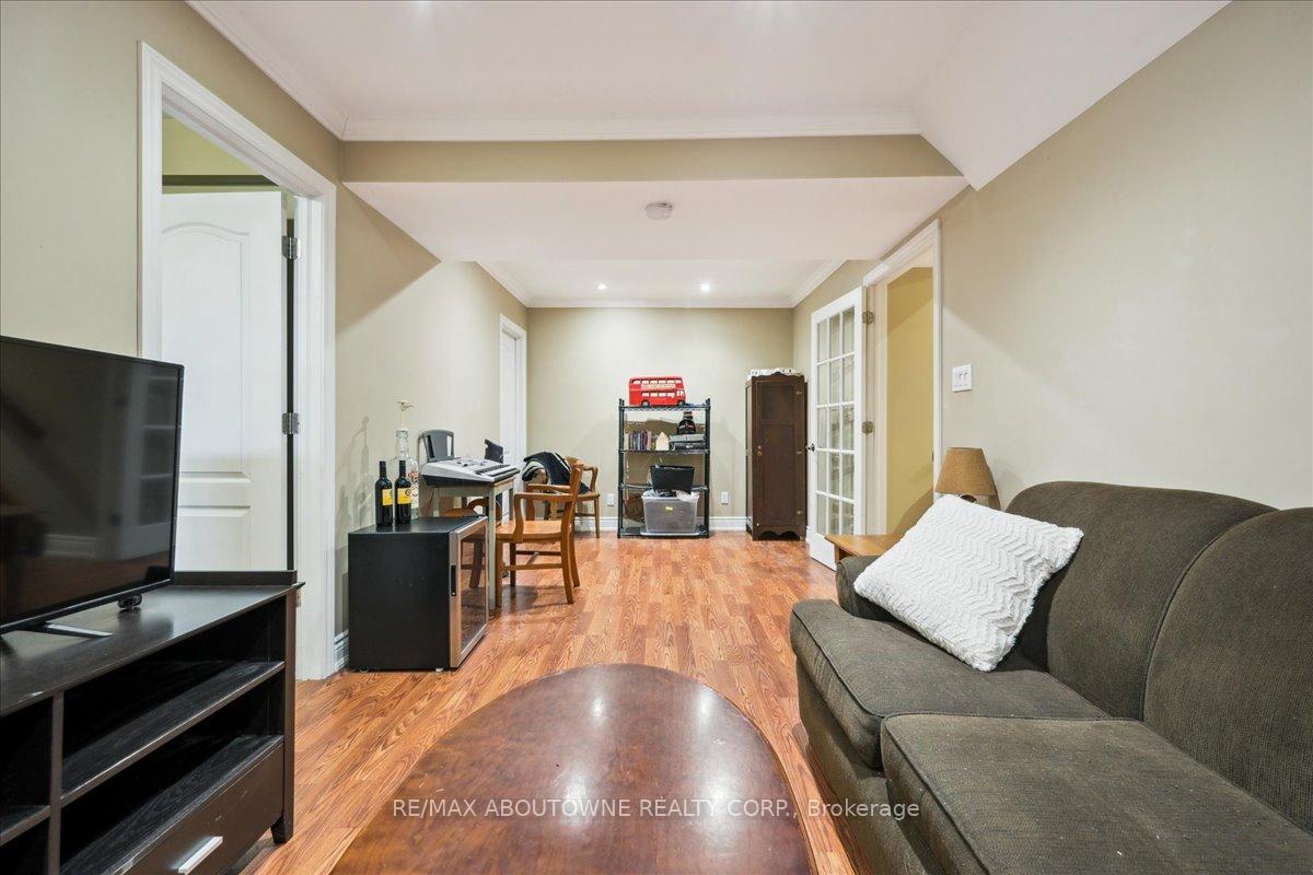 Photo 37 of 2033 Saxon Road, Oakville, West — HOMEH