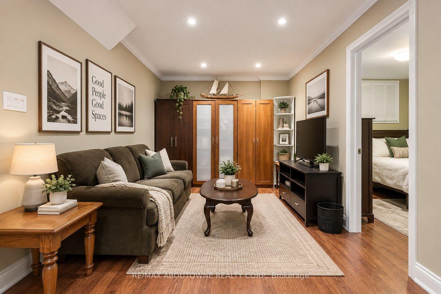 Photo 36 of 2033 Saxon Road, Oakville, West — HOMEH