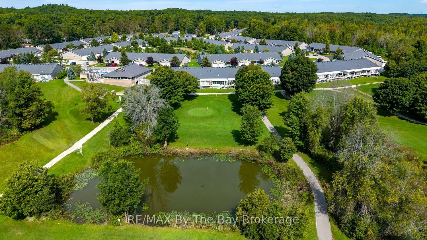 Photo 5 of 131 Greenway Drive, Wasaga Beach — HOMEH