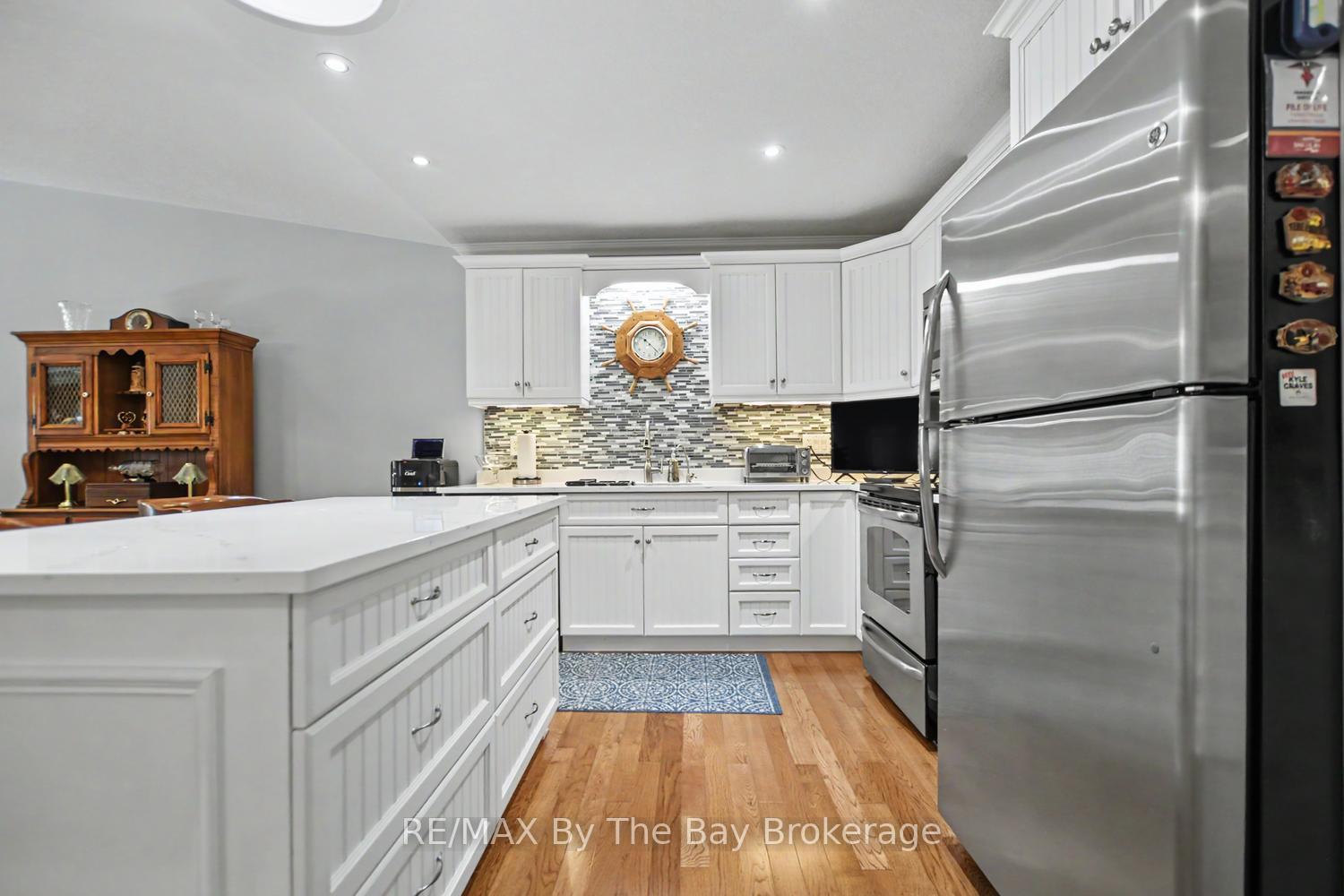 Photo 11 of 131 Greenway Drive, Wasaga Beach — HOMEH