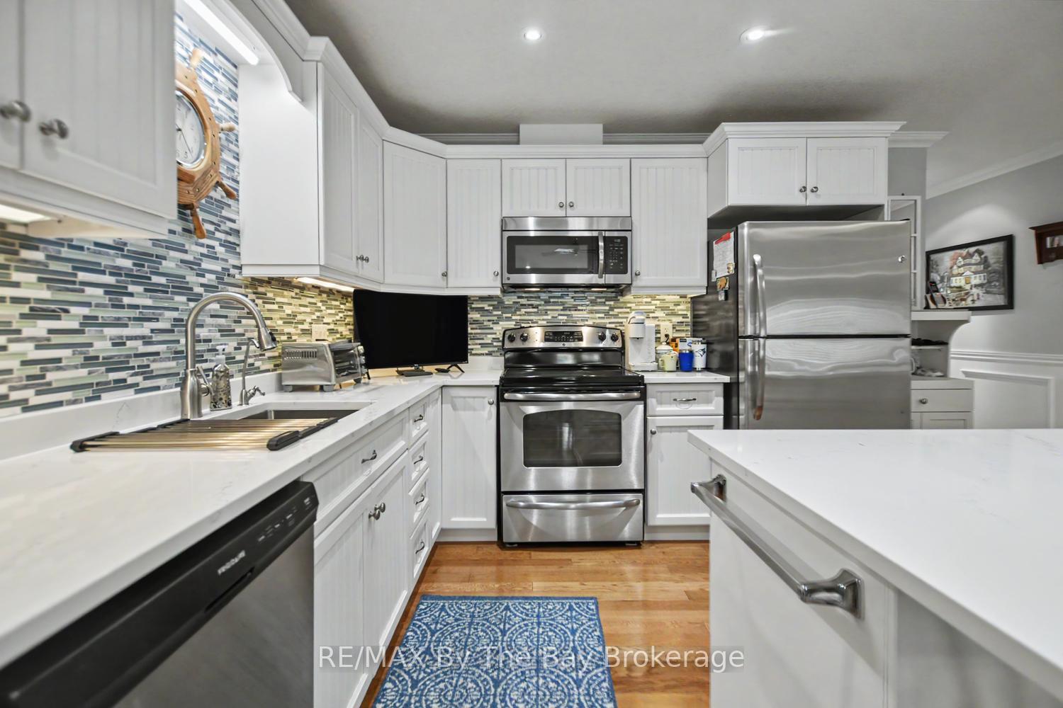 Photo 12 of 131 Greenway Drive, Wasaga Beach — HOMEH