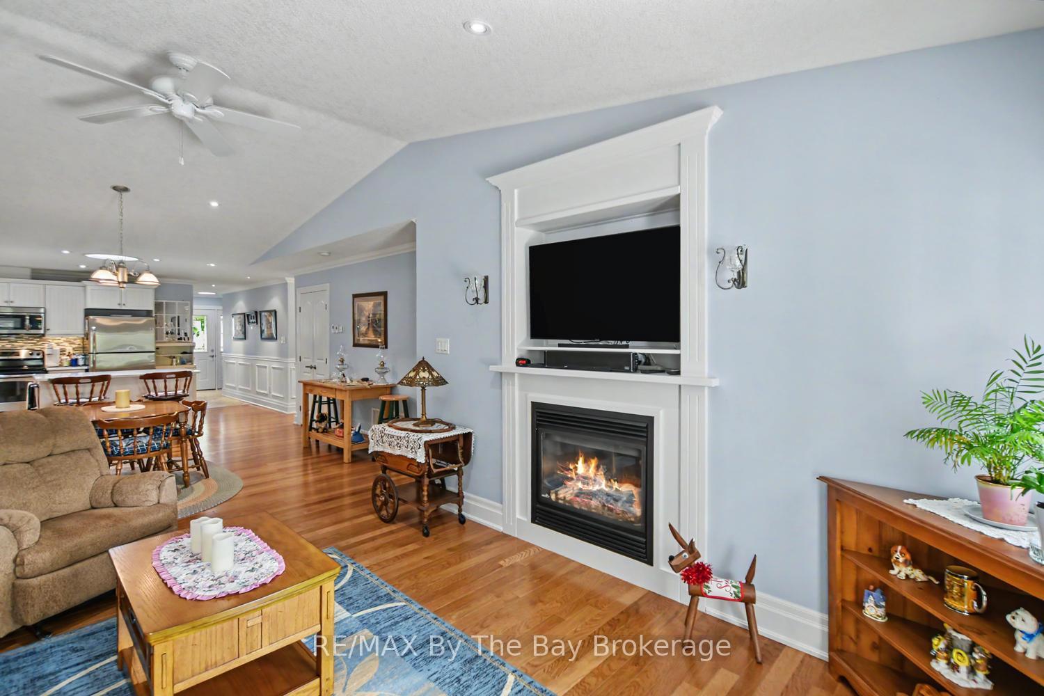 Photo 20 of 131 Greenway Drive, Wasaga Beach — HOMEH