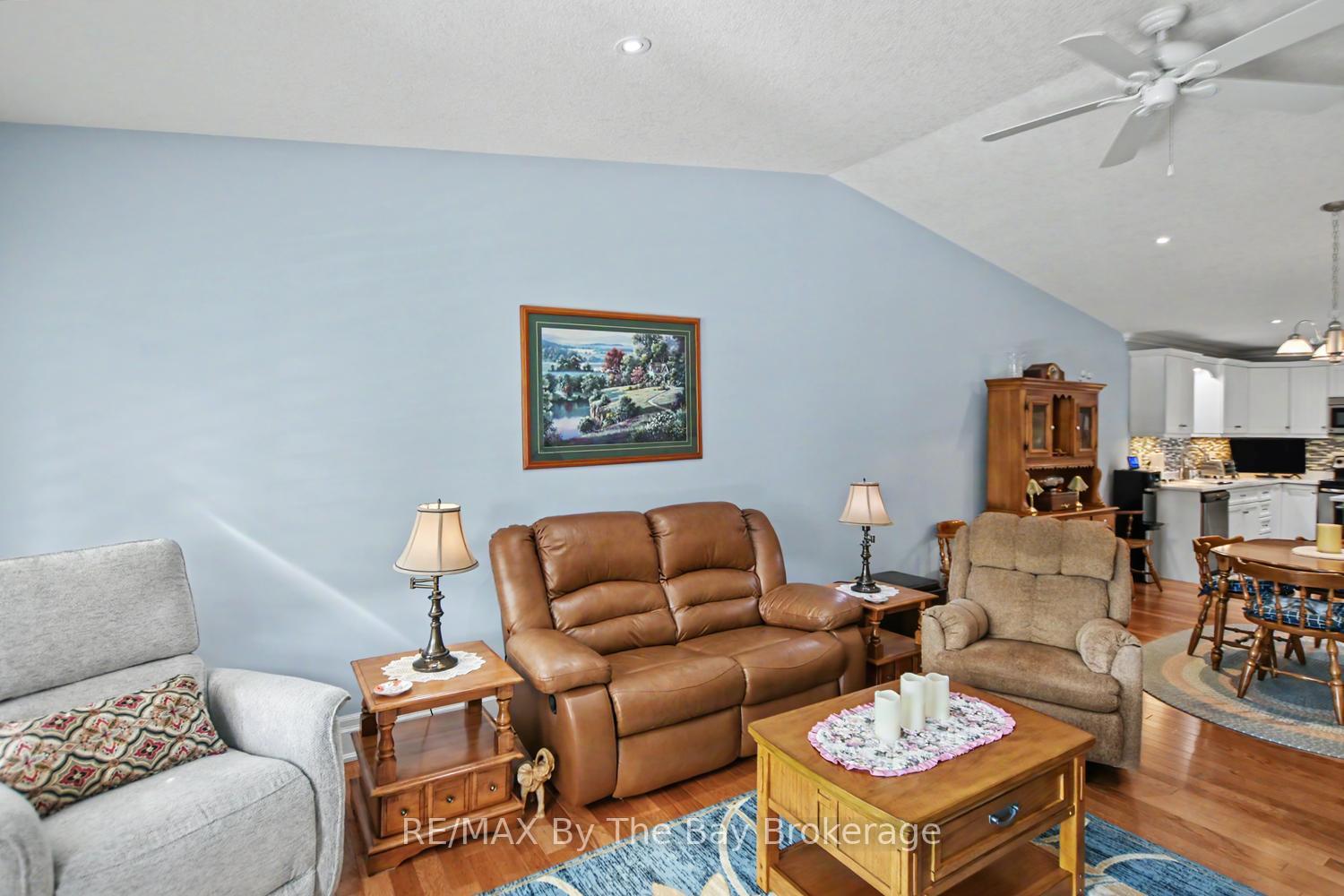 Photo 21 of 131 Greenway Drive, Wasaga Beach — HOMEH
