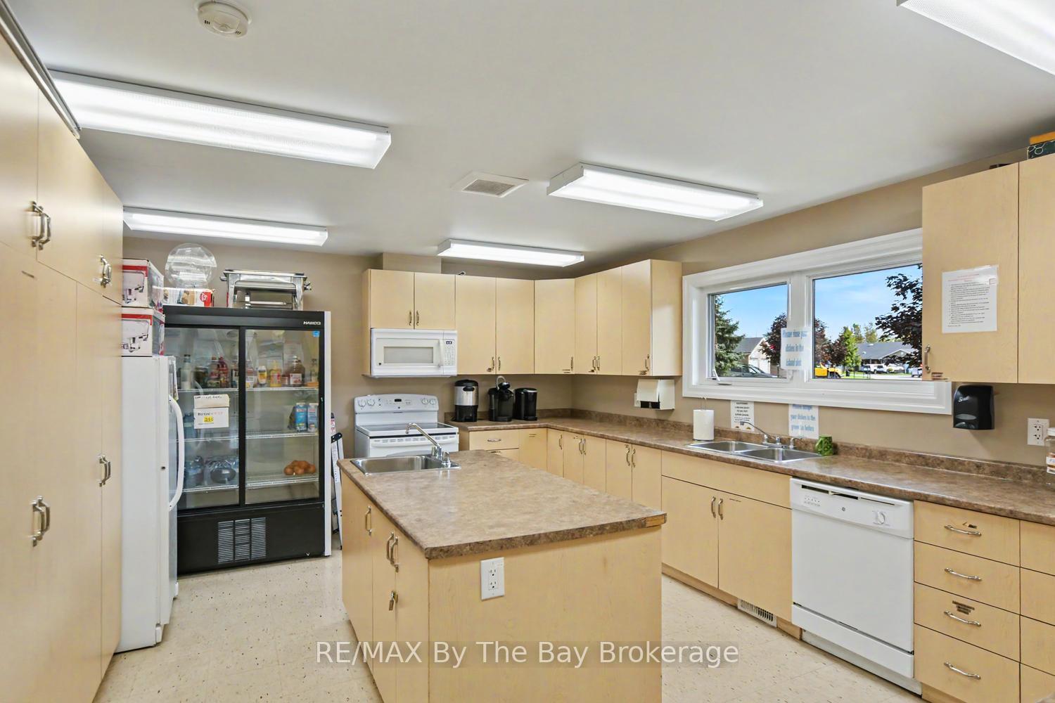 Photo 47 of 131 Greenway Drive, Wasaga Beach — HOMEH