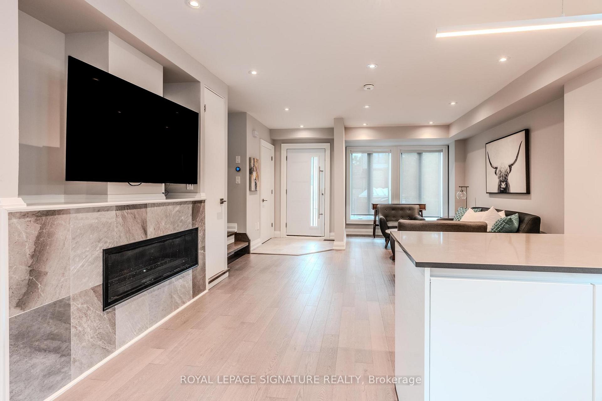 Photo 10 of Unit Main, 45 William Street, North York, Weston — HOMEH