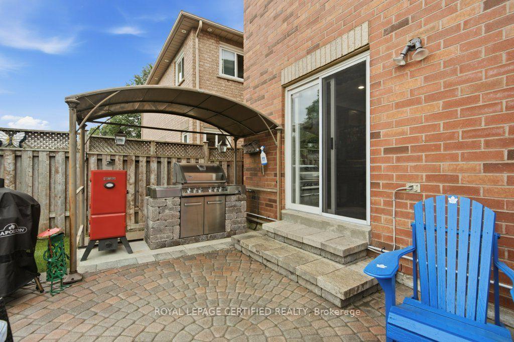 Photo 22 of 3 National Crescent, Brampton, Snelgrove — HOMEH