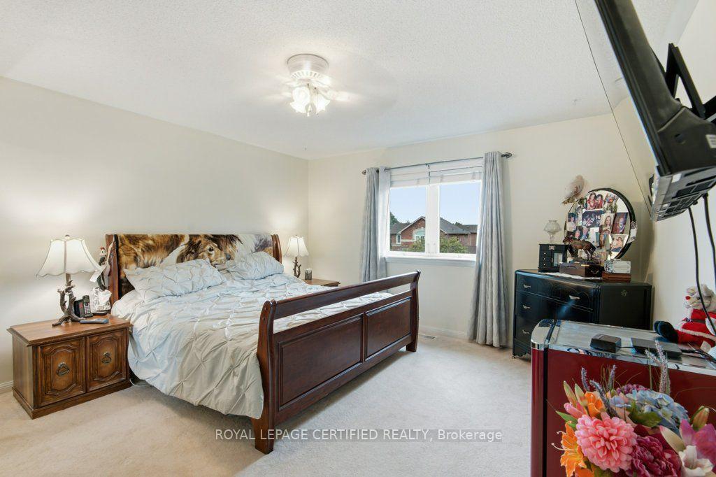 Photo 25 of 3 National Crescent, Brampton, Snelgrove — HOMEH