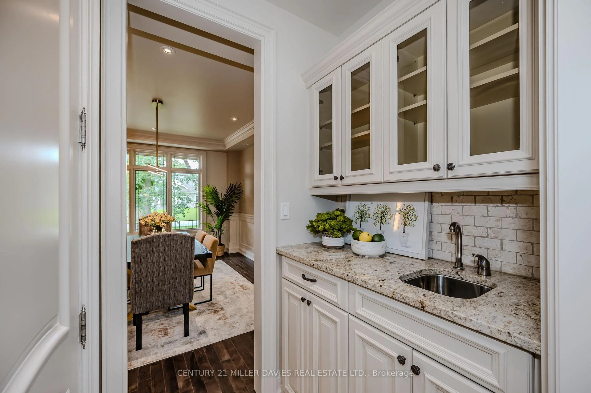 Photo 39 of 249 Lakeside Avenue, Burlington, Roseland — HOMEH