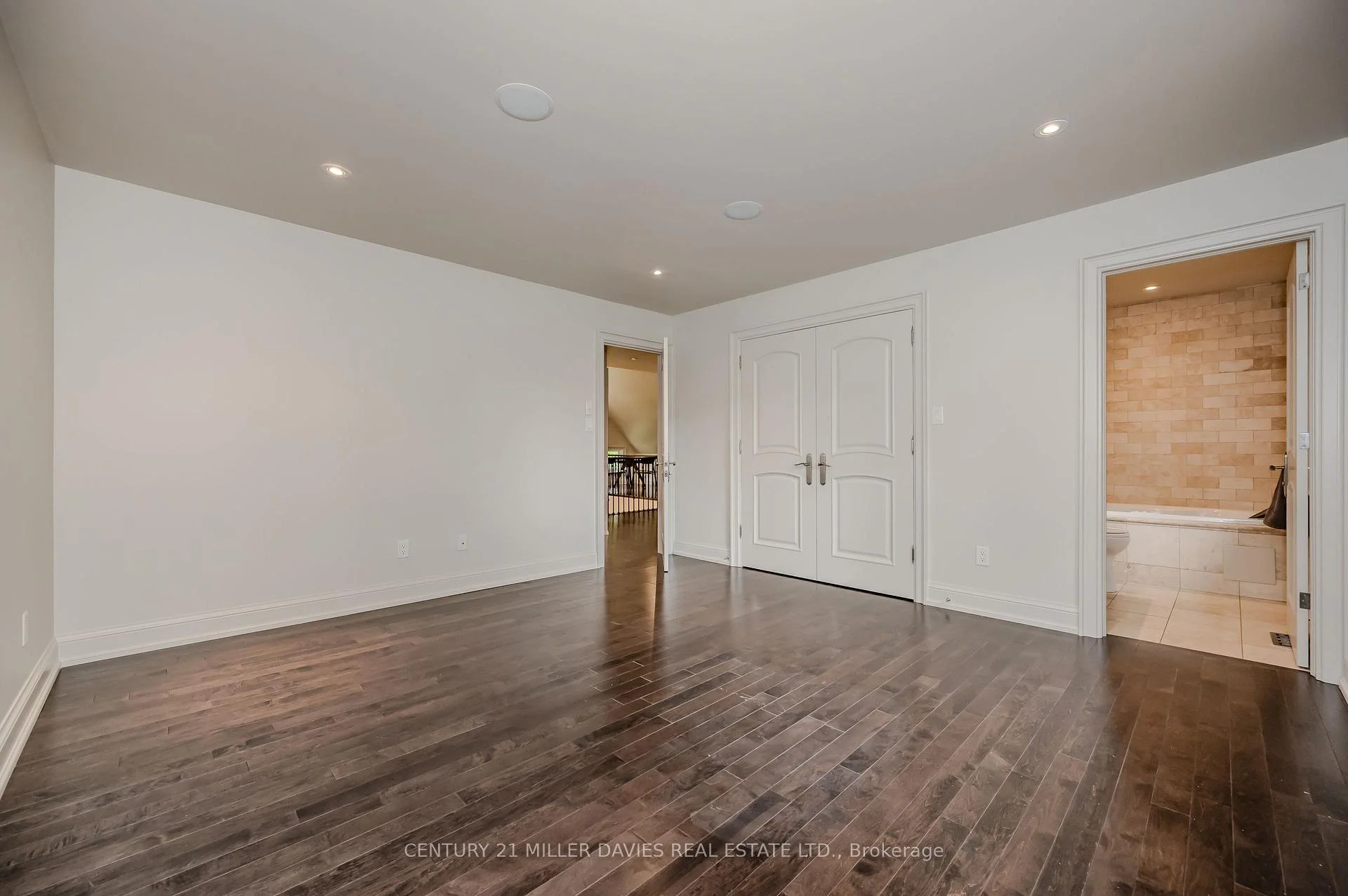 Photo 61 of 249 Lakeside Avenue, Burlington, Roseland — HOMEH