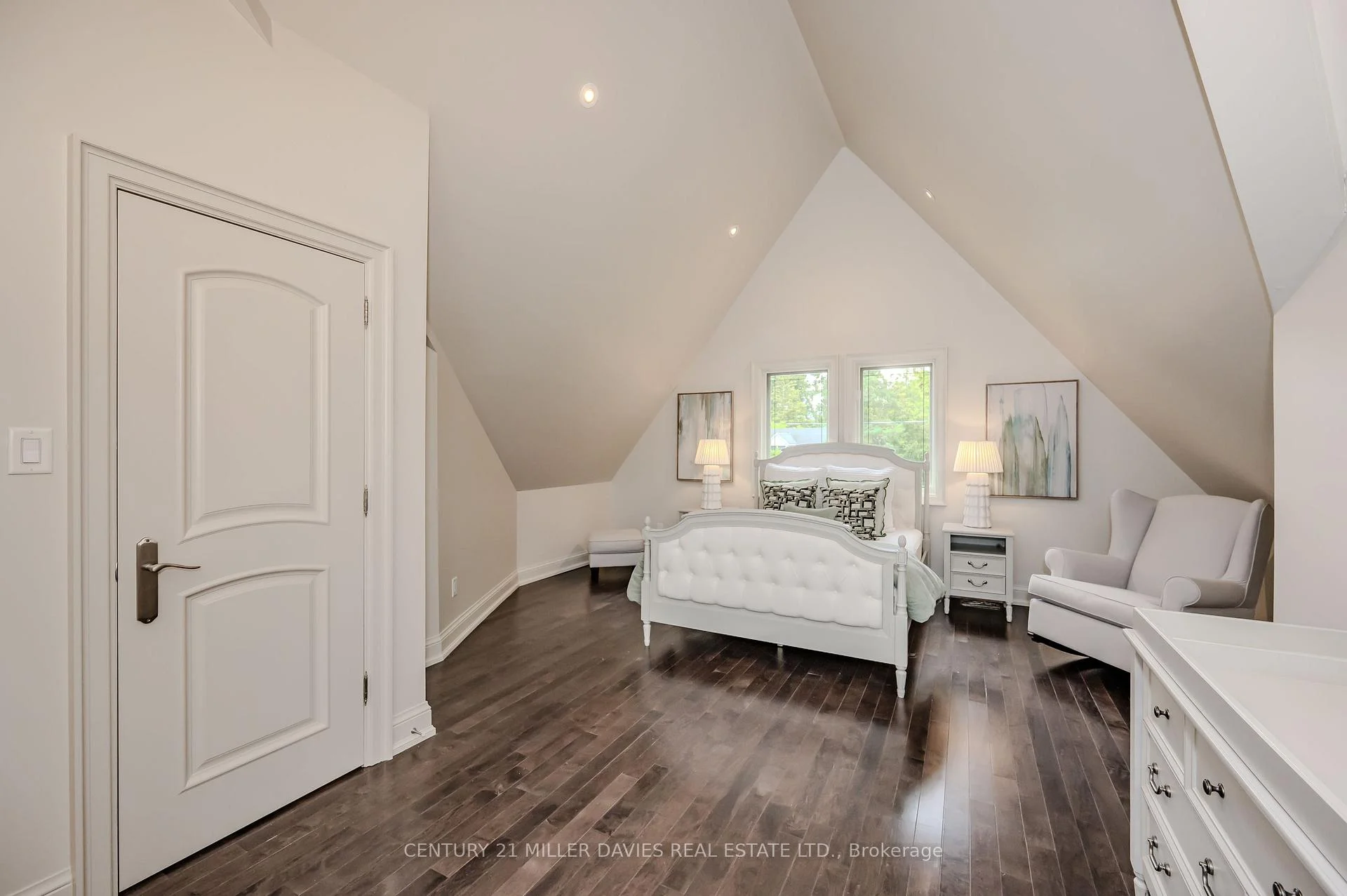 Photo 67 of 249 Lakeside Avenue, Burlington, Roseland — HOMEH