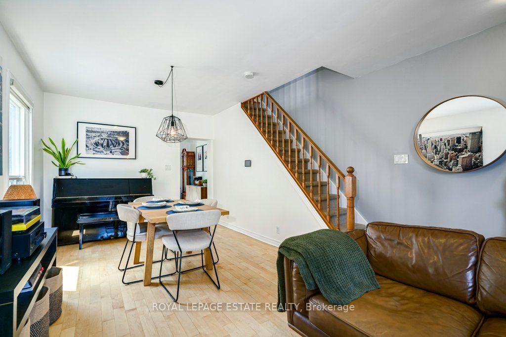 Photo 7 of 82 August Avenue, Scarborough, Oakridge — HOMEH