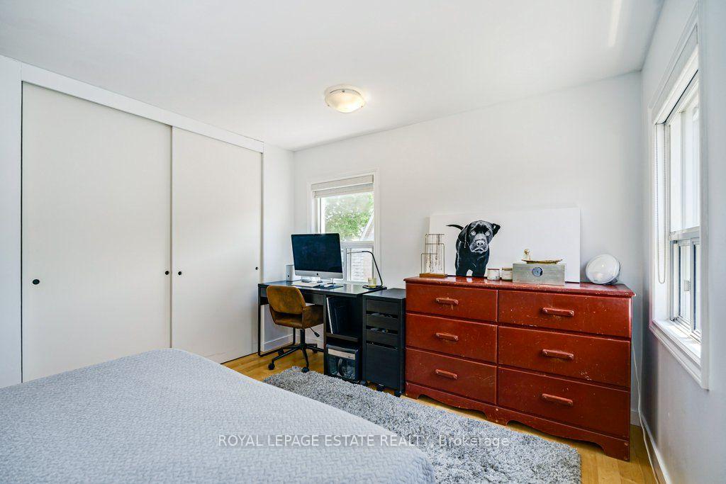 Photo 20 of 82 August Avenue, Scarborough, Oakridge — HOMEH