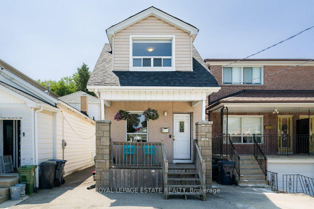 Photo 30 of 82 August Avenue, Scarborough, Oakridge — HOMEH