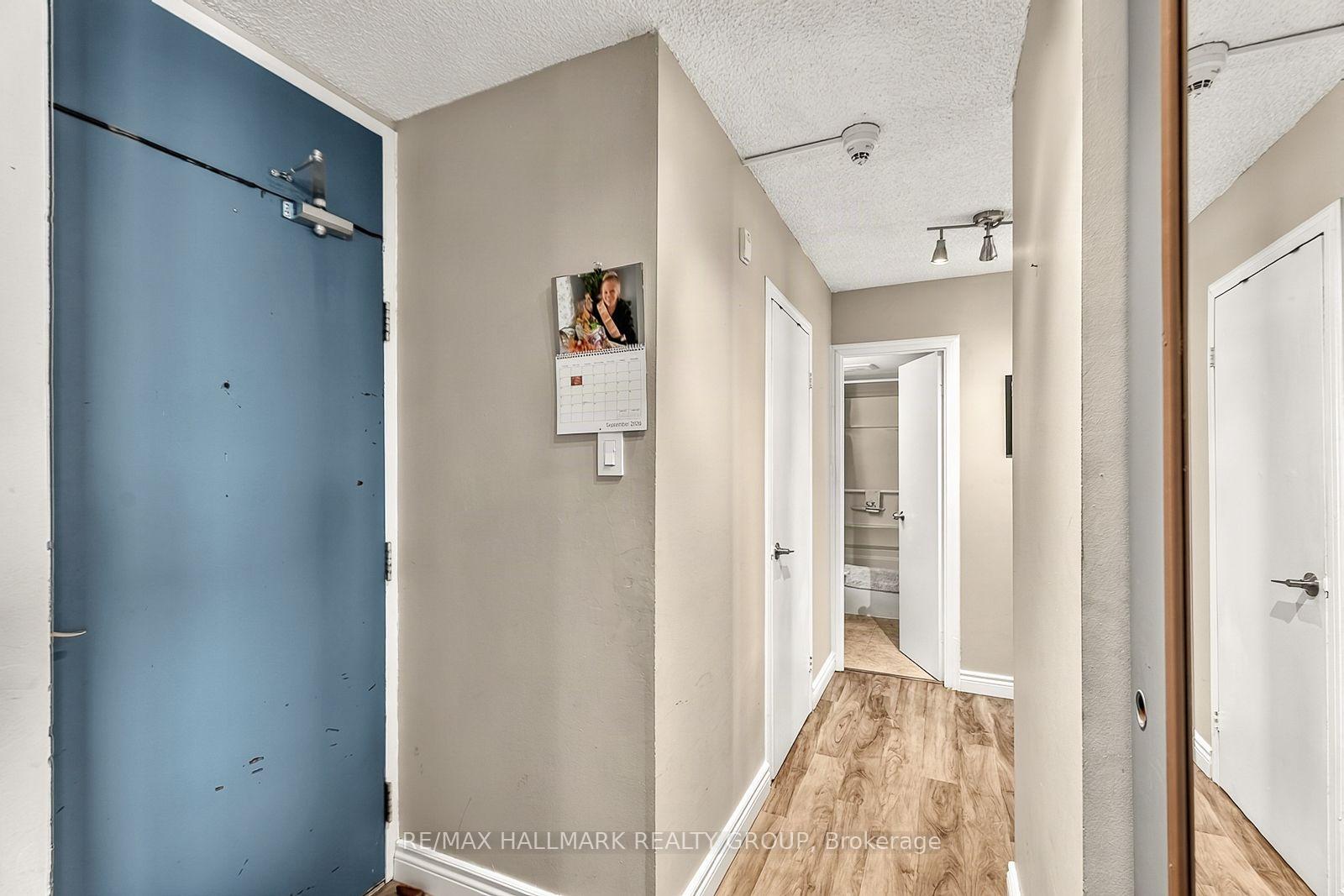 Photo 6 of Unit 705, 2000 Jasmine Crescent, Ottawa, Beacon Hill South — HOMEH