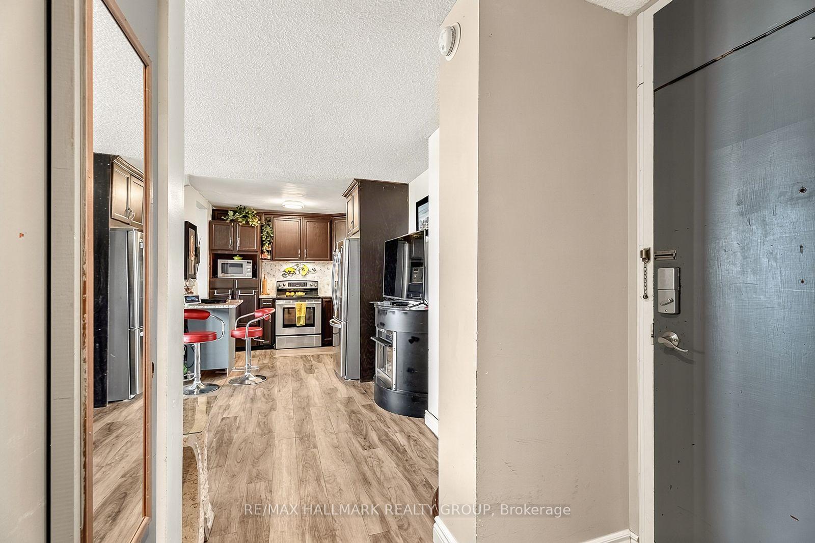 Photo 7 of Unit 705, 2000 Jasmine Crescent, Ottawa, Beacon Hill South — HOMEH