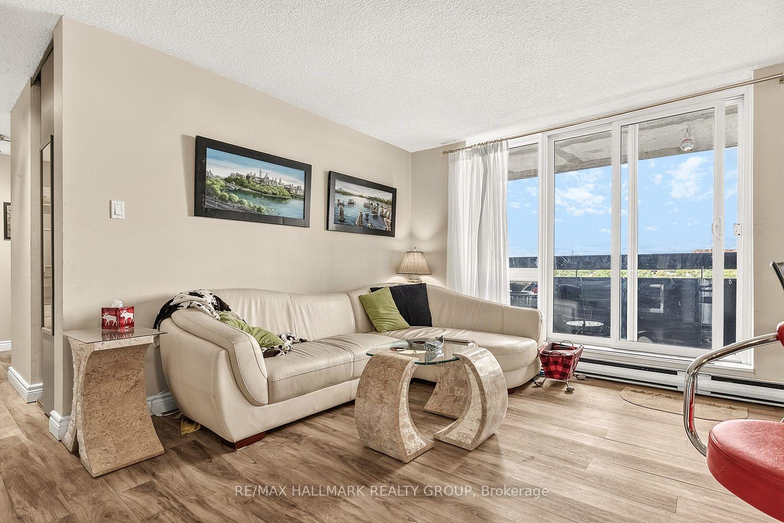 Photo 11 of Unit 705, 2000 Jasmine Crescent, Ottawa, Beacon Hill South — HOMEH