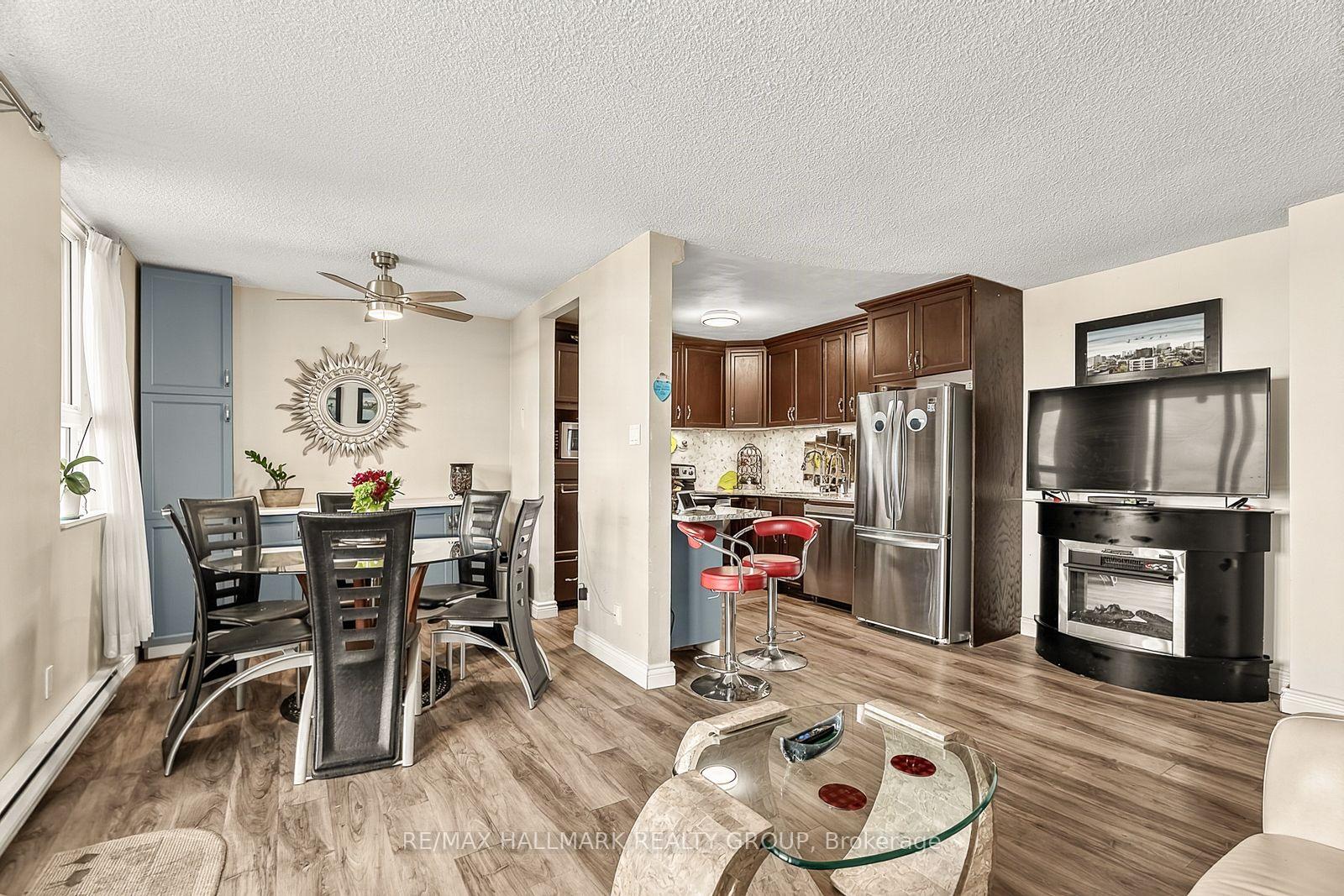 Photo 14 of Unit 705, 2000 Jasmine Crescent, Ottawa, Beacon Hill South — HOMEH