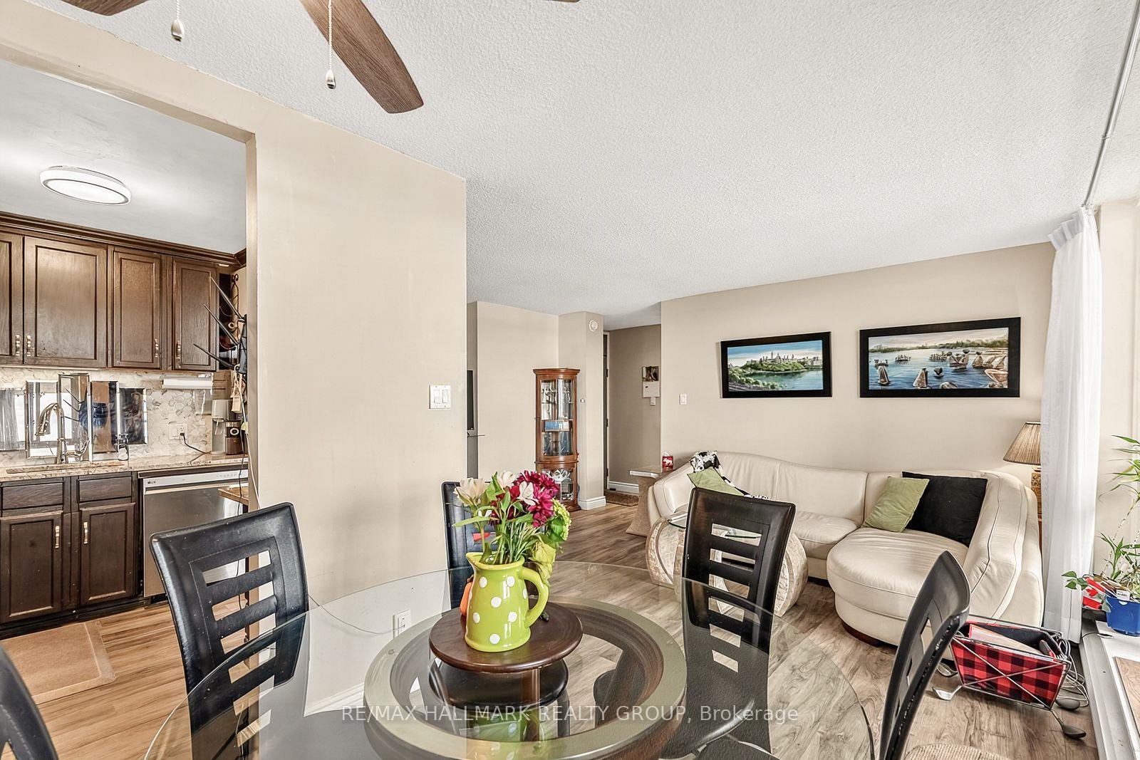 Photo 23 of Unit 705, 2000 Jasmine Crescent, Ottawa, Beacon Hill South — HOMEH