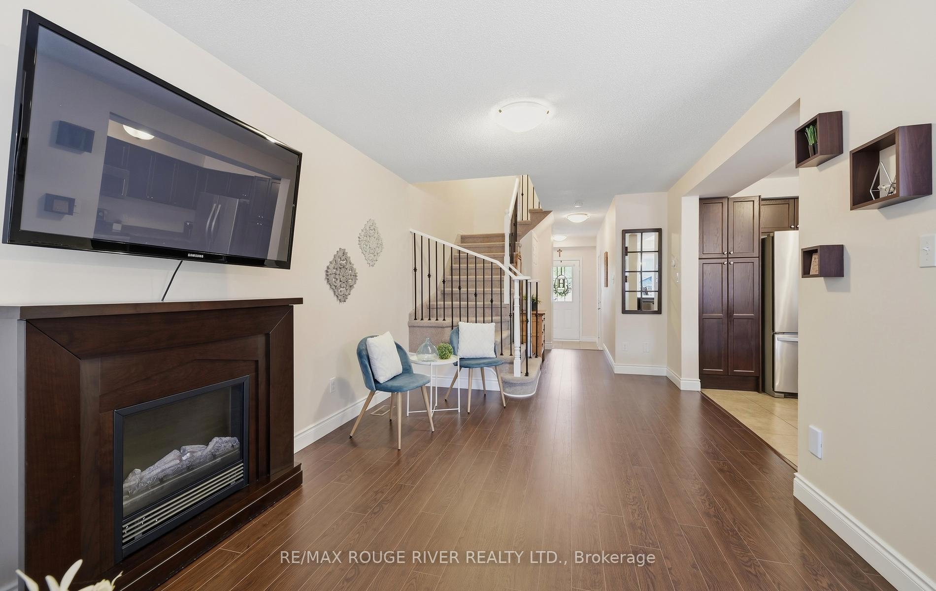 Photo 15 of 65 Westover Drive, Clarington, Bowmanville — HOMEH