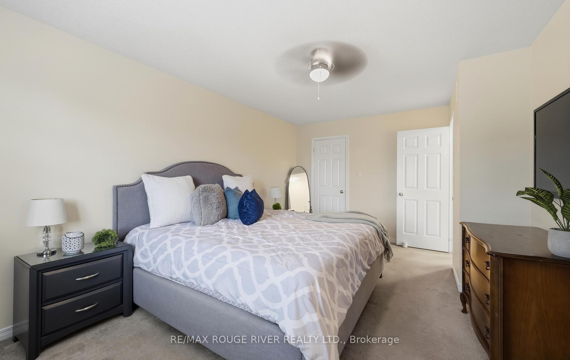 Photo 21 of 65 Westover Drive, Clarington, Bowmanville — HOMEH