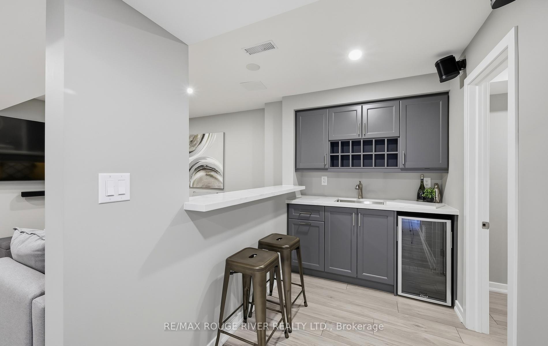 Photo 32 of 65 Westover Drive, Clarington, Bowmanville — HOMEH