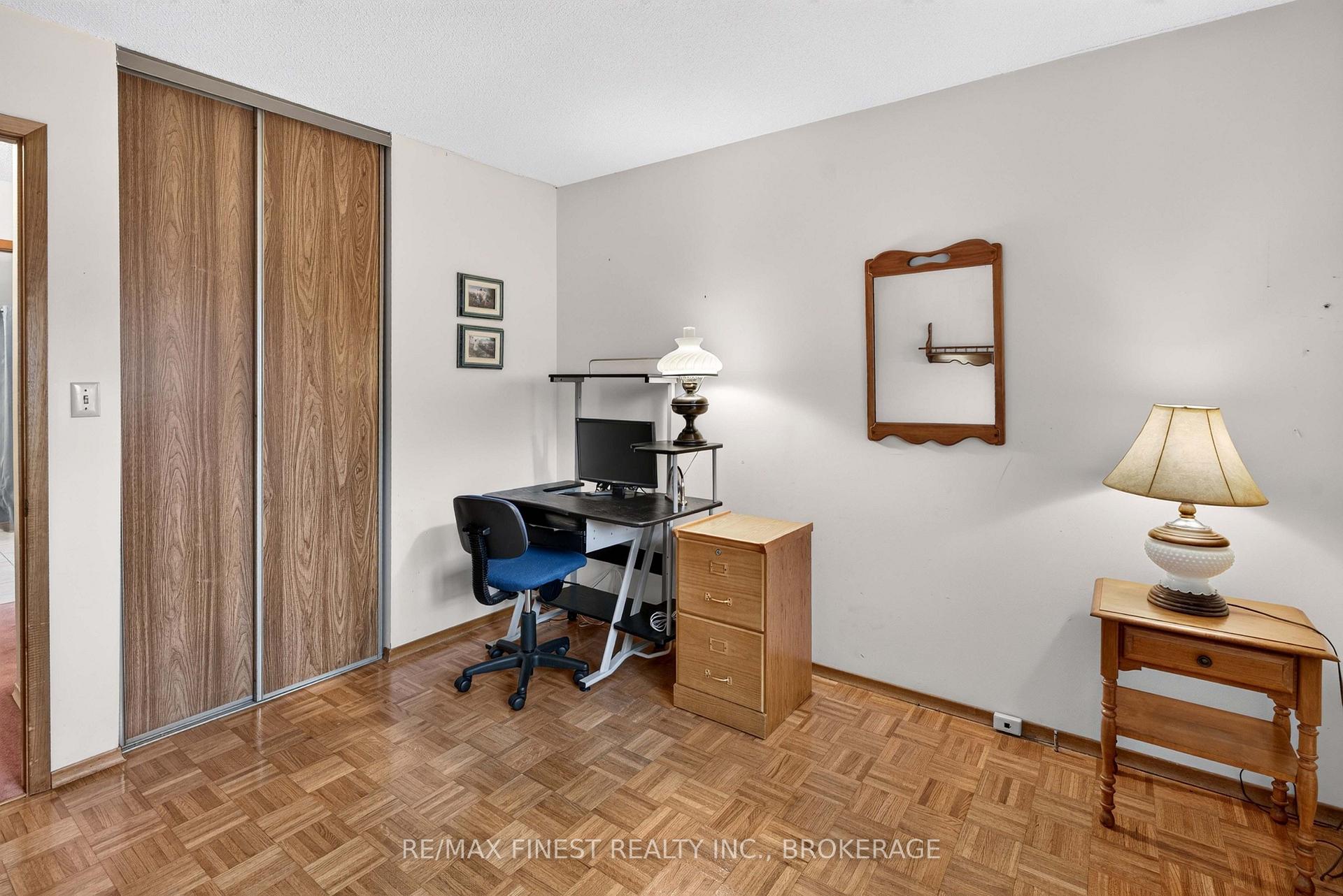 Photo 30 of 925 Kenshaw Street, Kingston, North of Taylor-Kidd Blvd — HOMEH