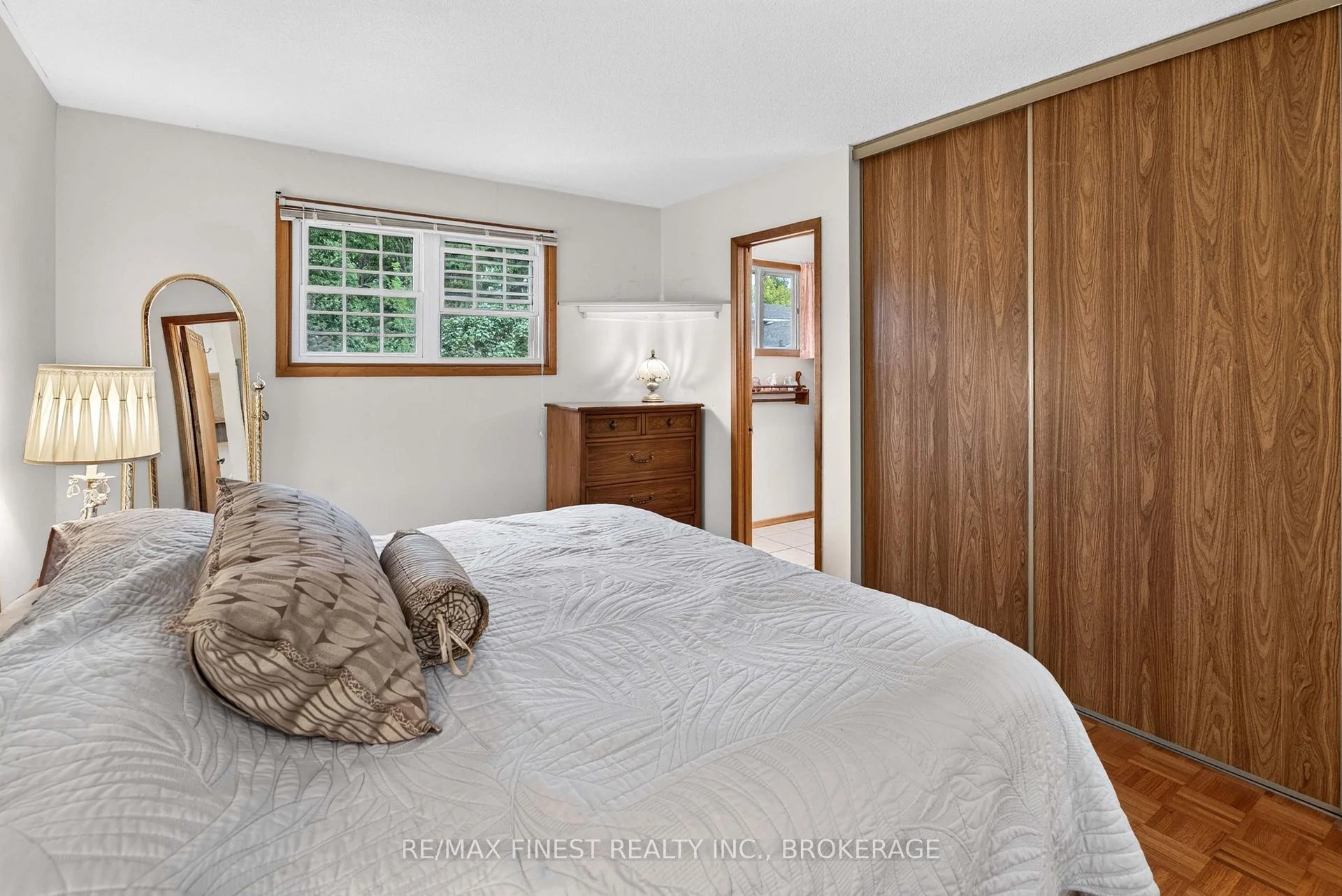 Photo 35 of 925 Kenshaw Street, Kingston, North of Taylor-Kidd Blvd — HOMEH