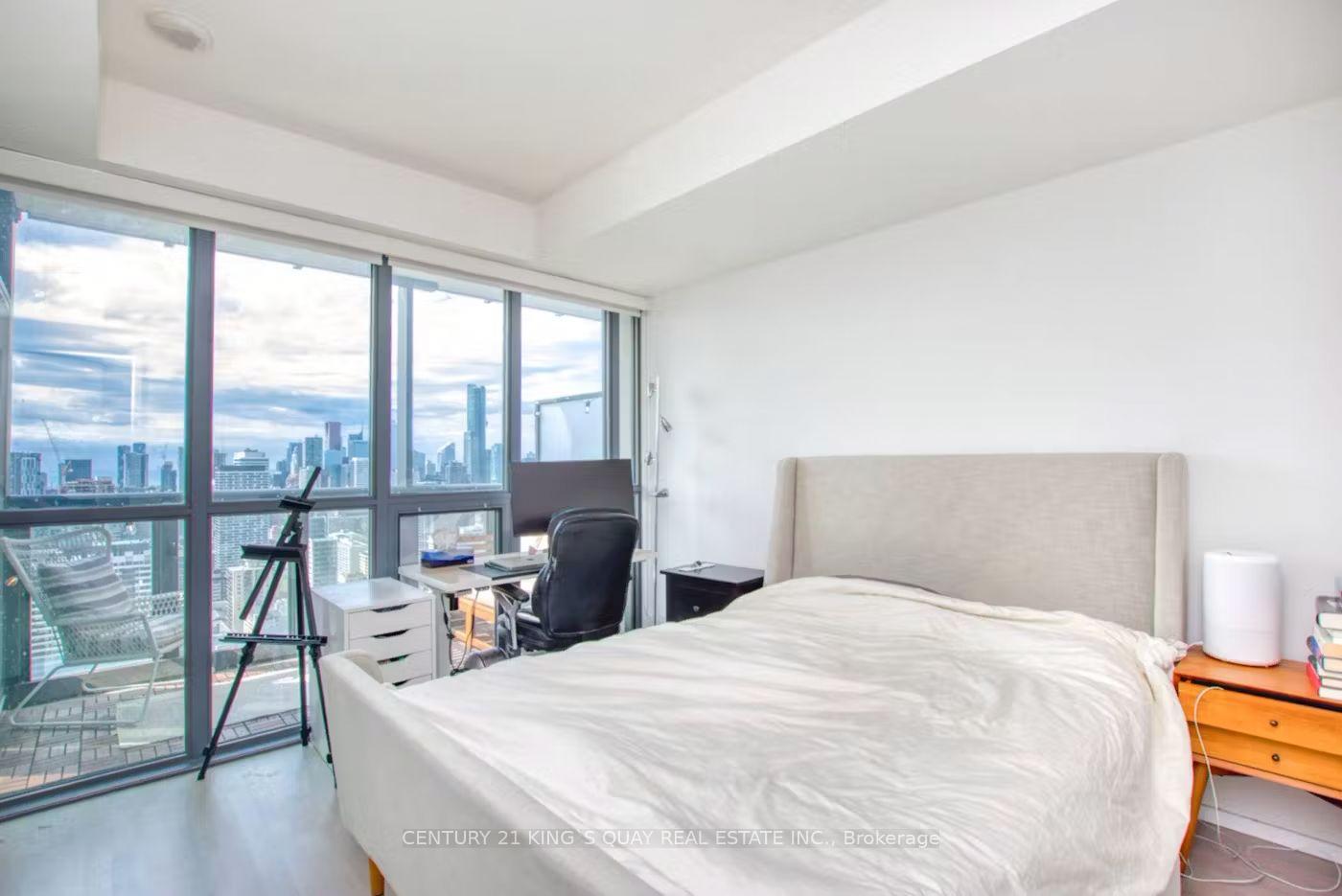Photo 13 of Unit 3502, 101 Charles Street E, Toronto, Church-Yonge Corridor — HOMEH