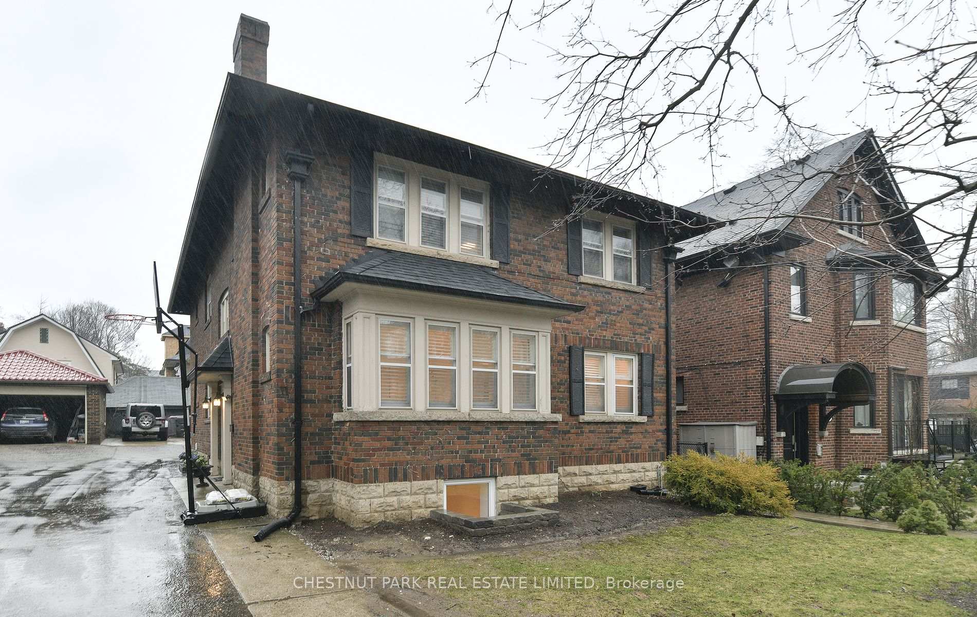 Photo of 11 Rose Park Crescent