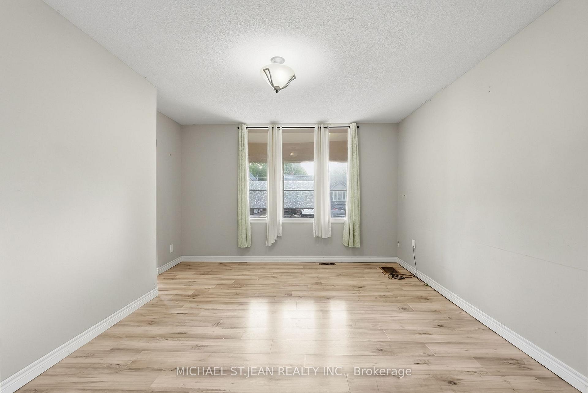 Photo 10 of 146 East 23rd Street, Hamilton, Eastmount — HOMEH