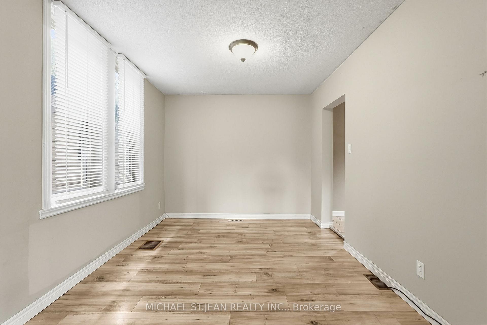 Photo 11 of 146 East 23rd Street, Hamilton, Eastmount — HOMEH