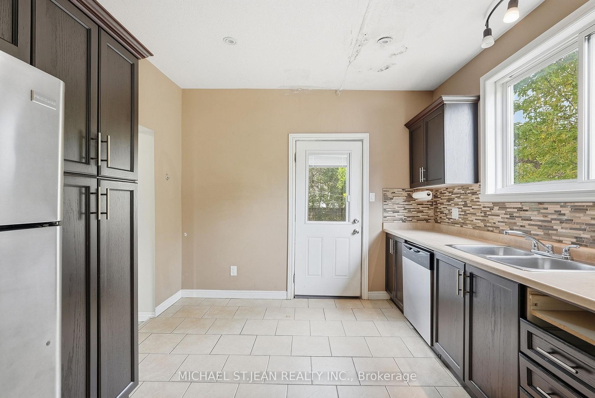 Photo 17 of 146 East 23rd Street, Hamilton, Eastmount — HOMEH