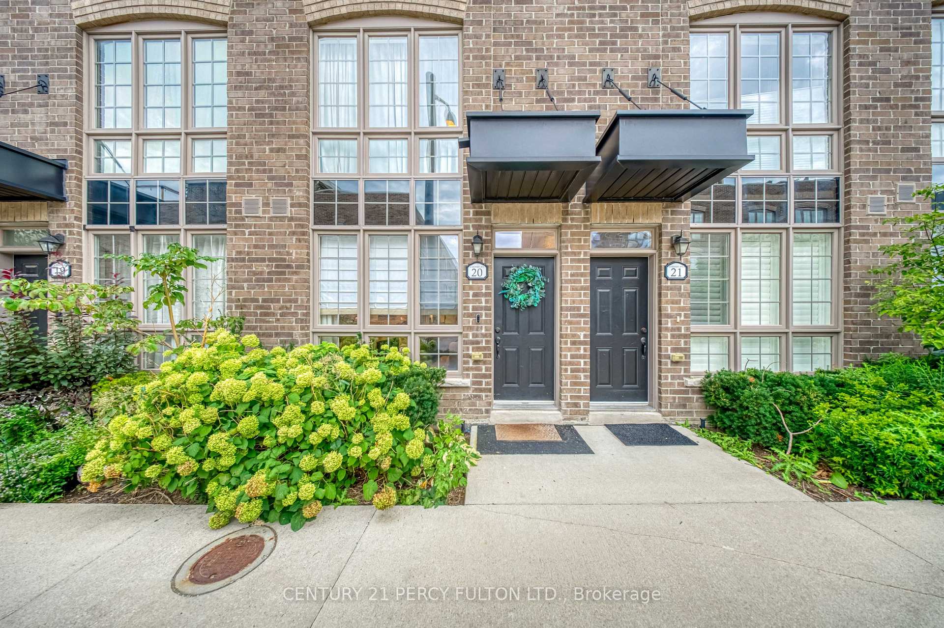 Photo 1 of Unit 20, 26 Ernest Avenue, Toronto, Dovercourt-Wallace Emerson-Junction — HOMEH