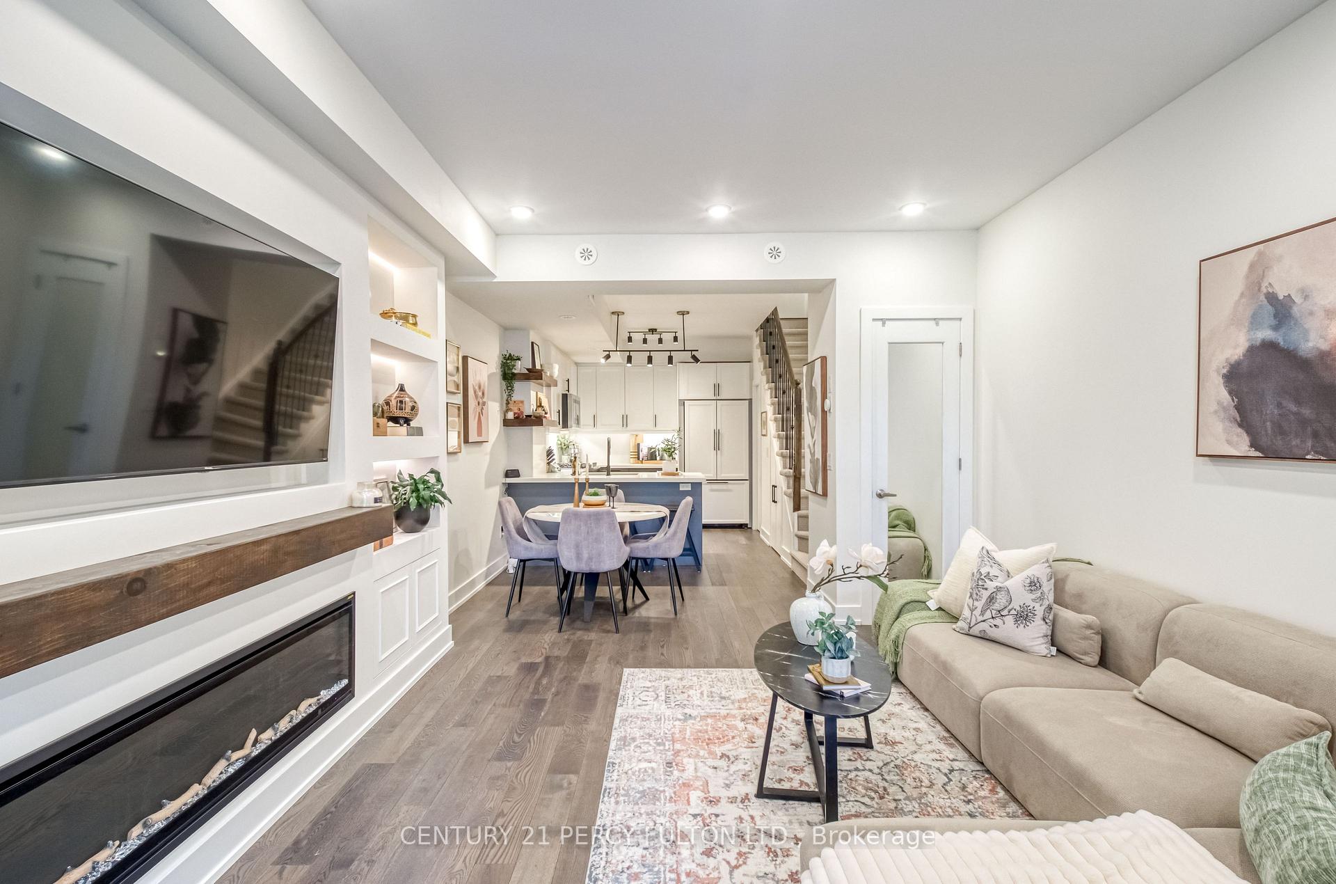 Photo 3 of Unit 20, 26 Ernest Avenue, Toronto, Dovercourt-Wallace Emerson-Junction — HOMEH