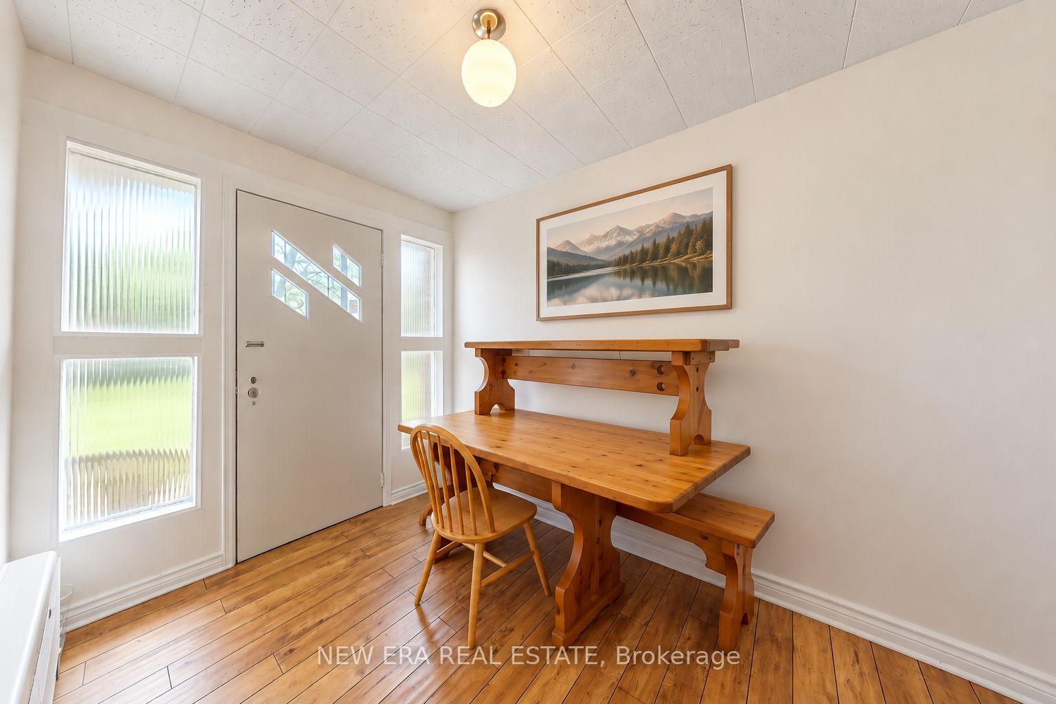 Photo 10 of 28 Thomas Avenue, Scarborough, Highland Creek — HOMEH