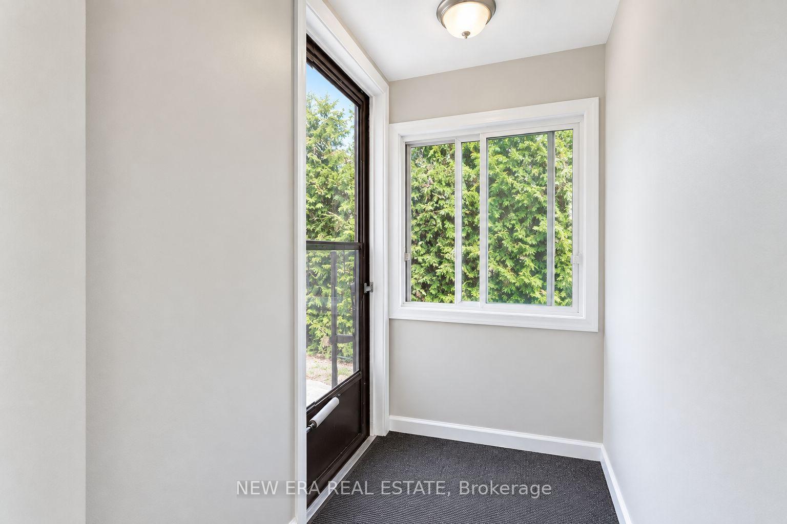 Photo 12 of 28 Thomas Avenue, Scarborough, Highland Creek — HOMEH