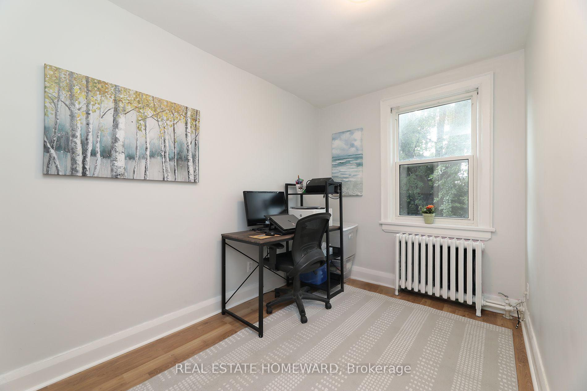 Photo 24 of 1 Pinegrove Avenue, Scarborough, Birchcliffe-Cliffside — HOMEH